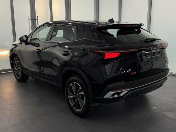 2024 Omoda C5 I, чёрный, 2700000 рублей - вид 3