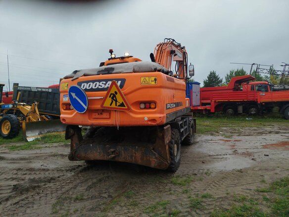 2022 Develon DX210W, белый, 11831000 рублей - вид 2