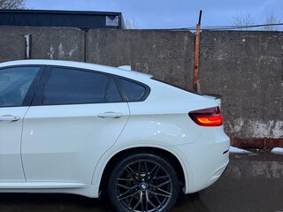 2009 BMW X6 35i 6-speed I (E71), белый, 1800000 рублей, вид 2