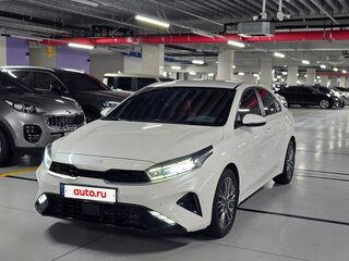 2021 Kia K3 II Рестайлинг, белый, 1238017 рублей, вид 1