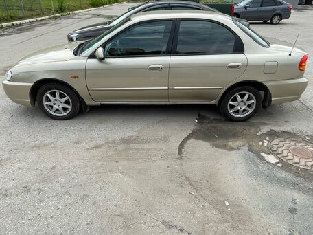 2007 Kia Spectra I Рестайлинг 2, бежевый, 330000 рублей, вид 3
