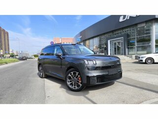 2026 Lynk & Co 900, серый, 8640000 рублей, вид 2