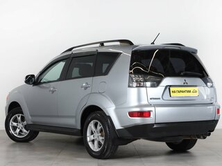 2011 Mitsubishi Outlander II Рестайлинг, серебристый, 1249000 рублей, вид 4