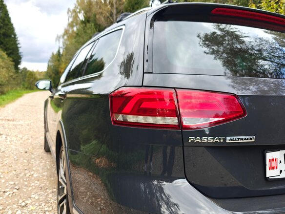2018 Volkswagen Passat Alltrack DSG7 B8, серый, 2490000 рублей - вид 13