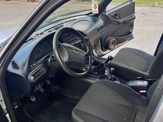 2007 Chevrolet Niva I, серебристый, 330000 рублей, вид 3