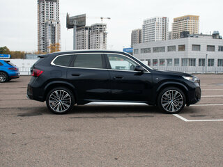 2024 BMW X1 Long 25Li xDrive III (U11/U12), чёрный, 4997000 рублей, вид 4
