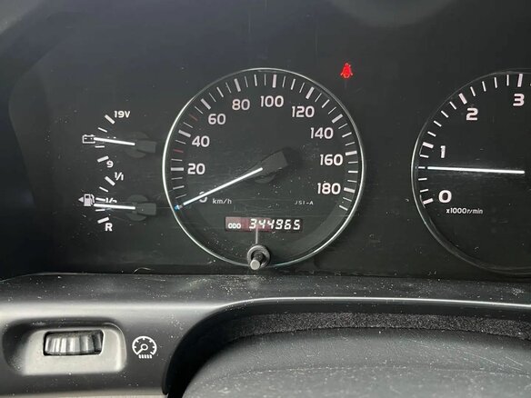 2006 Toyota Land Cruiser 100 Series Рестайлинг 2, чёрный, 1800000 рублей - вид 8