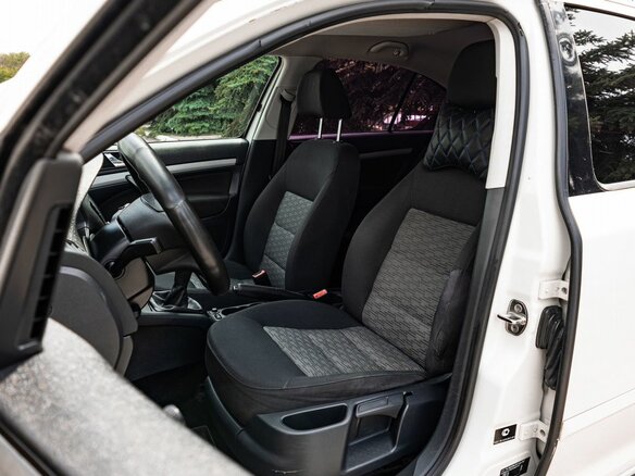2012 Skoda Octavia II (A5) Рестайлинг, белый, 725000 рублей - вид 11