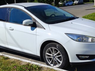 2018 Ford Focus III Рестайлинг, белый, 1045000 рублей, вид 1