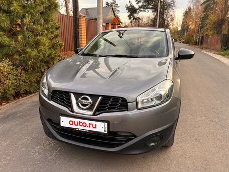 2013 Nissan Qashqai I Рестайлинг, серый, 930000 рублей, вид 1