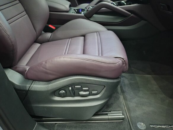 2024 Porsche Cayenne Coupé III Рестайлинг, серый, 14990000 рублей - вид 28