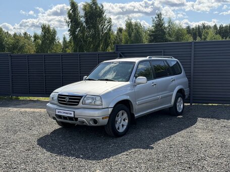 Suzuki Grand Vitara I