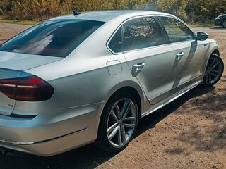 2016 Volkswagen Passat (North America and China) I Рестайлинг, белый, 1400000 рублей, вид 4