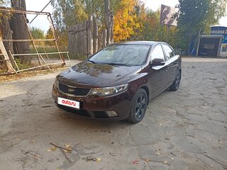 2010 Kia Cerato 4-speed II, фиолетовый, 800000 рублей, вид 2