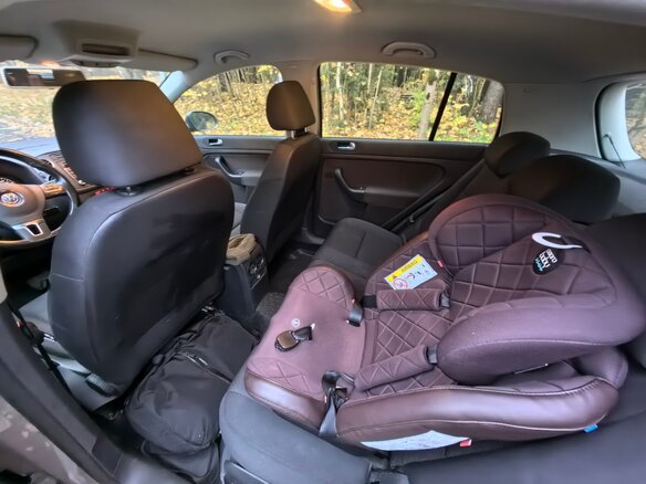 2010 Volkswagen Golf Plus II, серый, 800000 рублей - вид 15