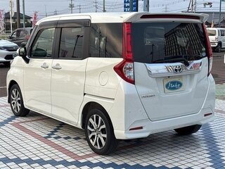 2023 Toyota Roomy I Рестайлинг, белый, 750001 рублей, вид 5