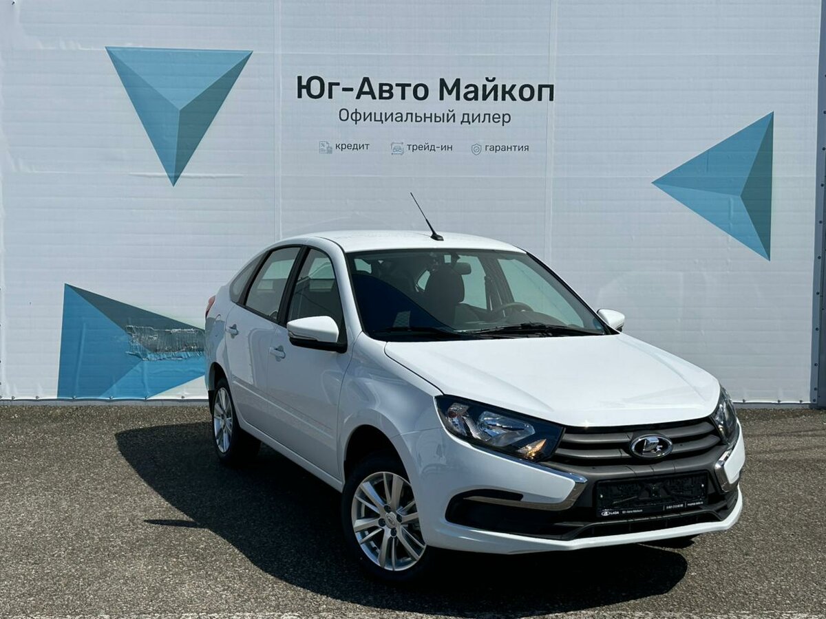 Открыть фотографии: Lada (ВАЗ) Granta I Рестайлинг