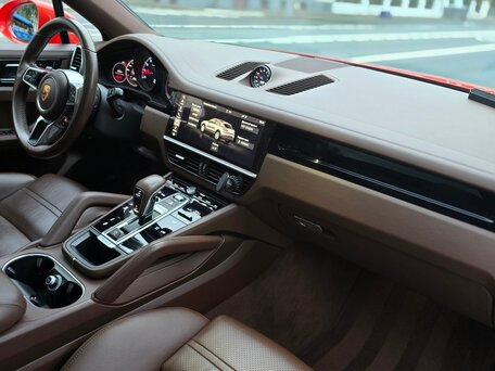 2020 Porsche Cayenne Coupé III, оранжевый, 8490000 рублей, вид 4