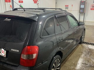 2000 Mazda Familia S-Familia S-Wagon VIII (BJ), чёрный, 195000 рублей, вид 3