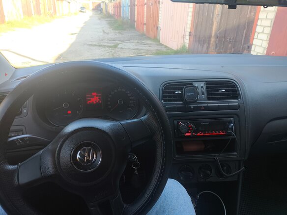 2013 Volkswagen Polo V, белый - вид 5