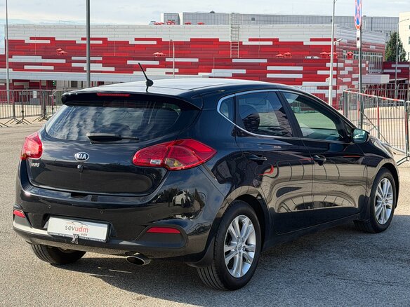 2013 Kia Ceed II, чёрный, 1197000 рублей - вид 19