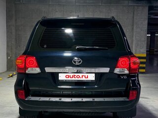 2014 Toyota Land Cruiser 200 Series Рестайлинг 1, чёрный, 4150000 рублей, вид 4