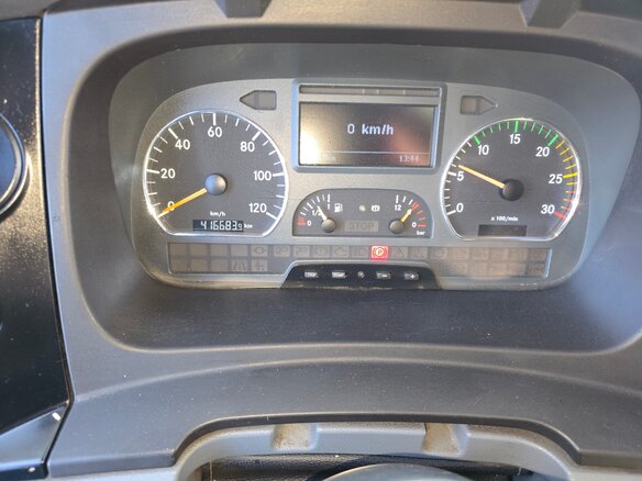 2012 Mercedes-Benz Atego, зелёный, 2100000 рублей - вид 5