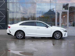 2020 Kia K5 III, белый, 2250000 рублей, вид 4