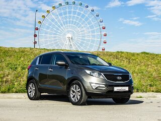 2015 Kia Sportage III Рестайлинг, серебристый, 1500000 рублей, вид 5