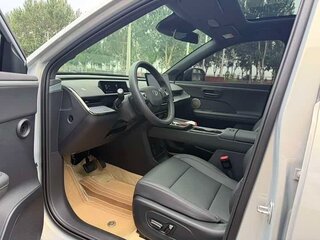 2026 Toyota bZ3X 50 kWh, серый, 2555777 рублей, вид 5