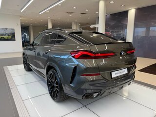 2026 BMW X6 30d III (G06) Рестайлинг, зелёный, 16690000 рублей, вид 2