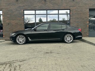 2015 BMW 7 серии Long 730Ld xDrive VI (G11/G12), чёрный, 3500000 рублей, вид 2