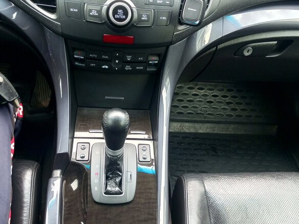 2008 Honda Accord VIII, белый, 1200000 рублей - вид 12