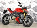 2025 Ducati Streetfighter V4, красный