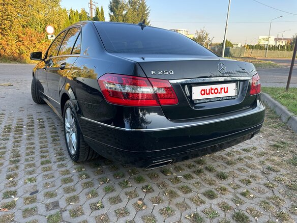 2012 Mercedes-Benz E-Класс 250 7G-Tronic IV (W212, S212, C207), чёрный, 1890000 рублей - вид 2