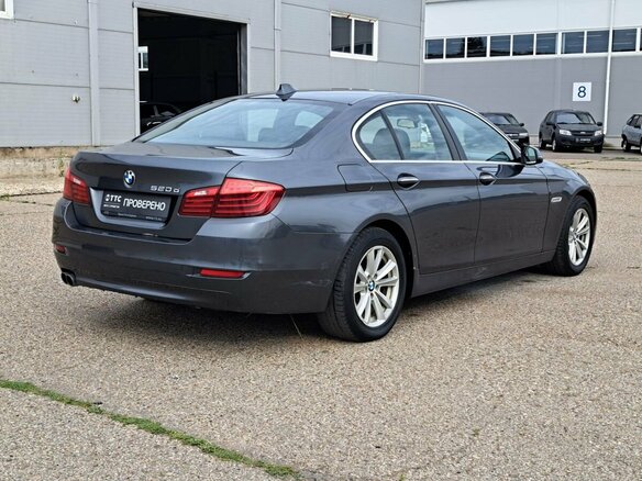2015 BMW 5 серии 520d VI (F10/F11/F07) Рестайлинг, серый, 1565000 рублей - вид 3