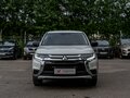 2017 Mitsubishi Outlander III Рестайлинг 2, белый - вид 2