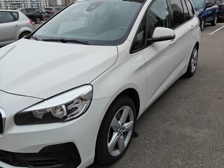 2018 BMW 2 серии Gran Tourer Gran Tourer 218d F46 Рестайлинг, белый, 1980000 рублей, вид 1