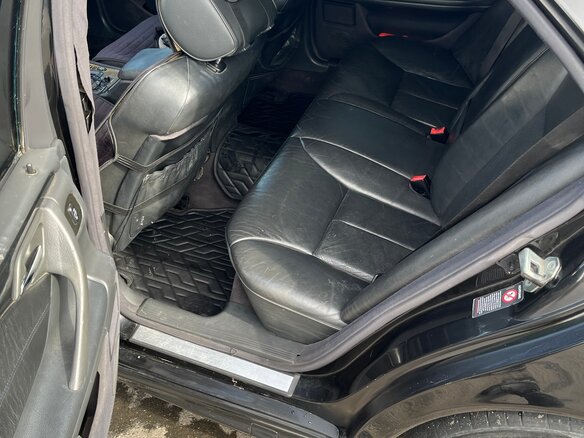 2000 Mercedes-Benz E-Класс 240 II (W210, S210) Рестайлинг, чёрный, 600000 рублей - вид 14