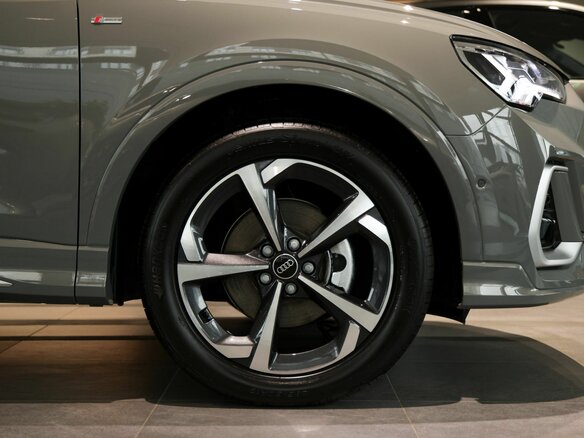 2026 Audi Q3 35 TFSI II (F3), серый, 4710110 рублей - вид 12