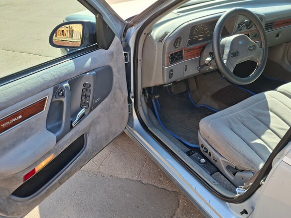 1986 Ford Taurus I, белый - вид 7