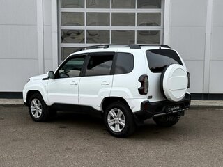 2022 Lada (ВАЗ) Niva Travel I, белый, 902000 рублей, вид 3