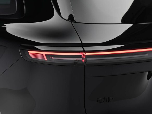 2026 Aito M7 53.4 kWh II, чёрный, 8750000 рублей - вид 14