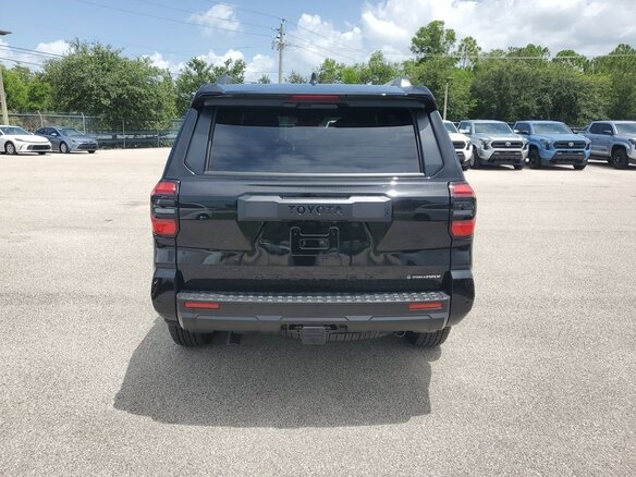2025 Toyota 4Runner VI, чёрный, 11275334 рублей - вид 5