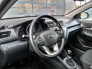 2014 Kia Rio III, белый, 579000 рублей, вид 5