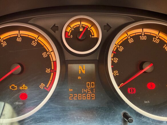 2008 Opel Corsa D, чёрный, 430000 рублей - вид 6