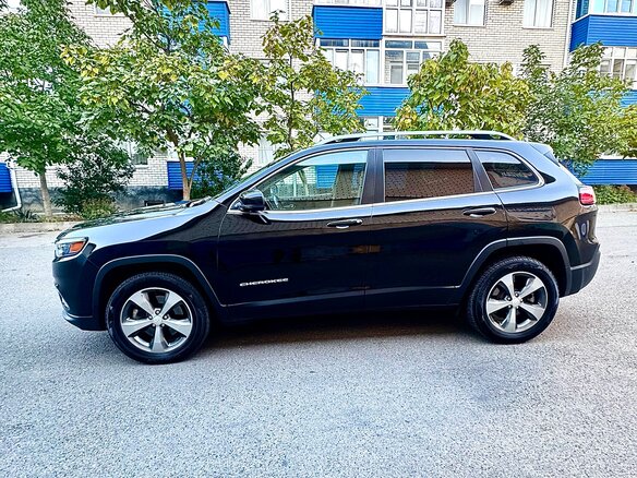 2018 Jeep Cherokee V (KL) Рестайлинг, чёрный, 2500000 рублей - вид 7