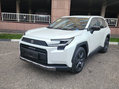 2026 Toyota RAV4 V (XA50), белый, 4350000 рублей, вид 1