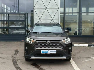 2021 Toyota RAV4 V (XA50), коричневый, 3219000 рублей, вид 2