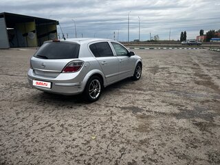 2008 Opel Astra H Рестайлинг, серебристый, 395000 рублей, вид 4